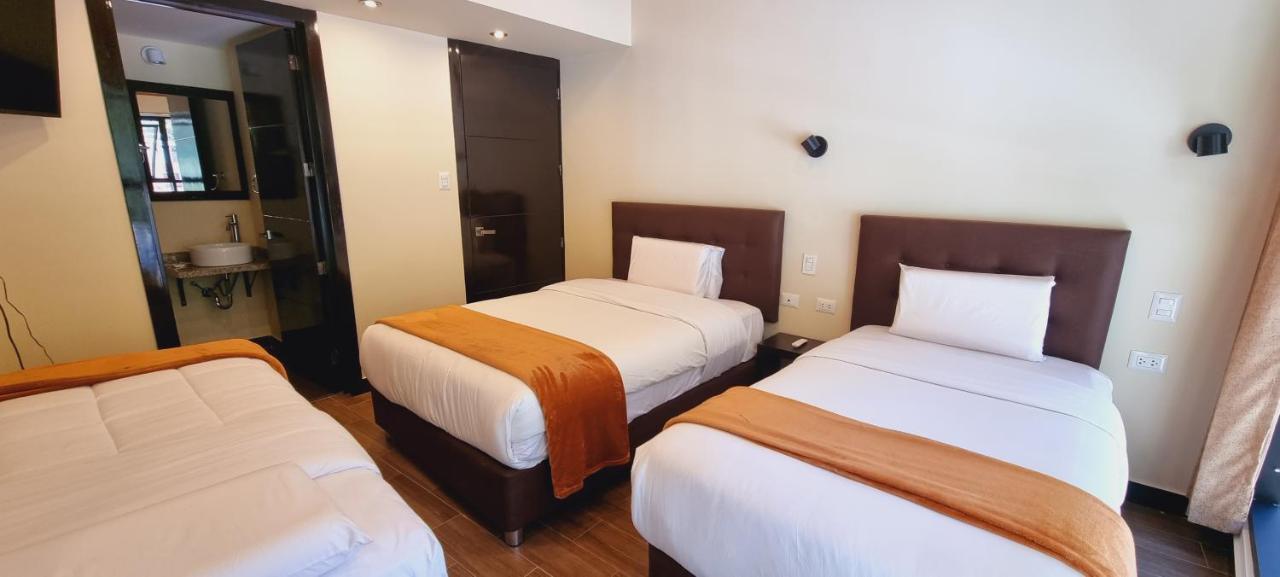 Hotel Raices 3*